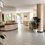 Hoy Village Hotel 3*